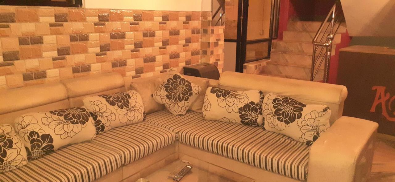 Готель Ambience House Lalitpur Екстер'єр фото